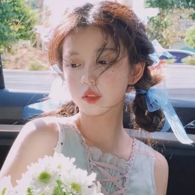 闭上眼睛活着很容易